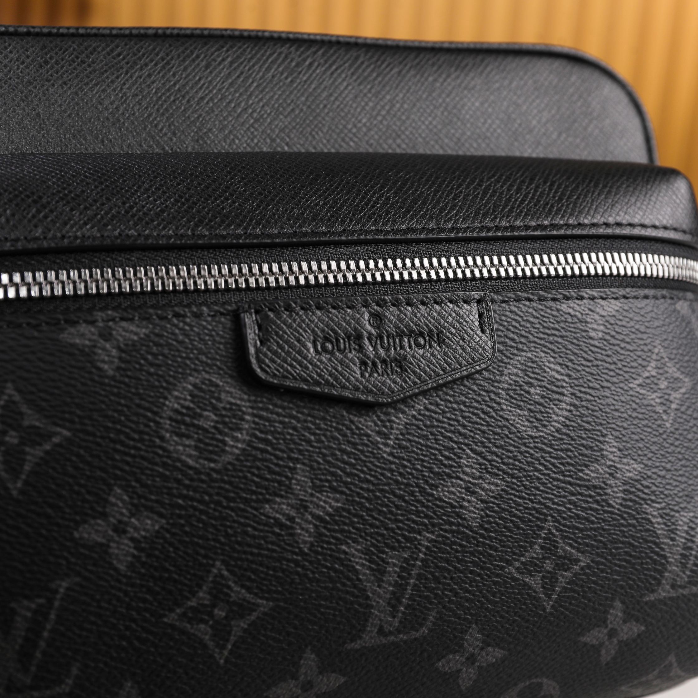 20240627/LouisVuitton_M30233